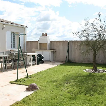 Maison De La Solinoise *